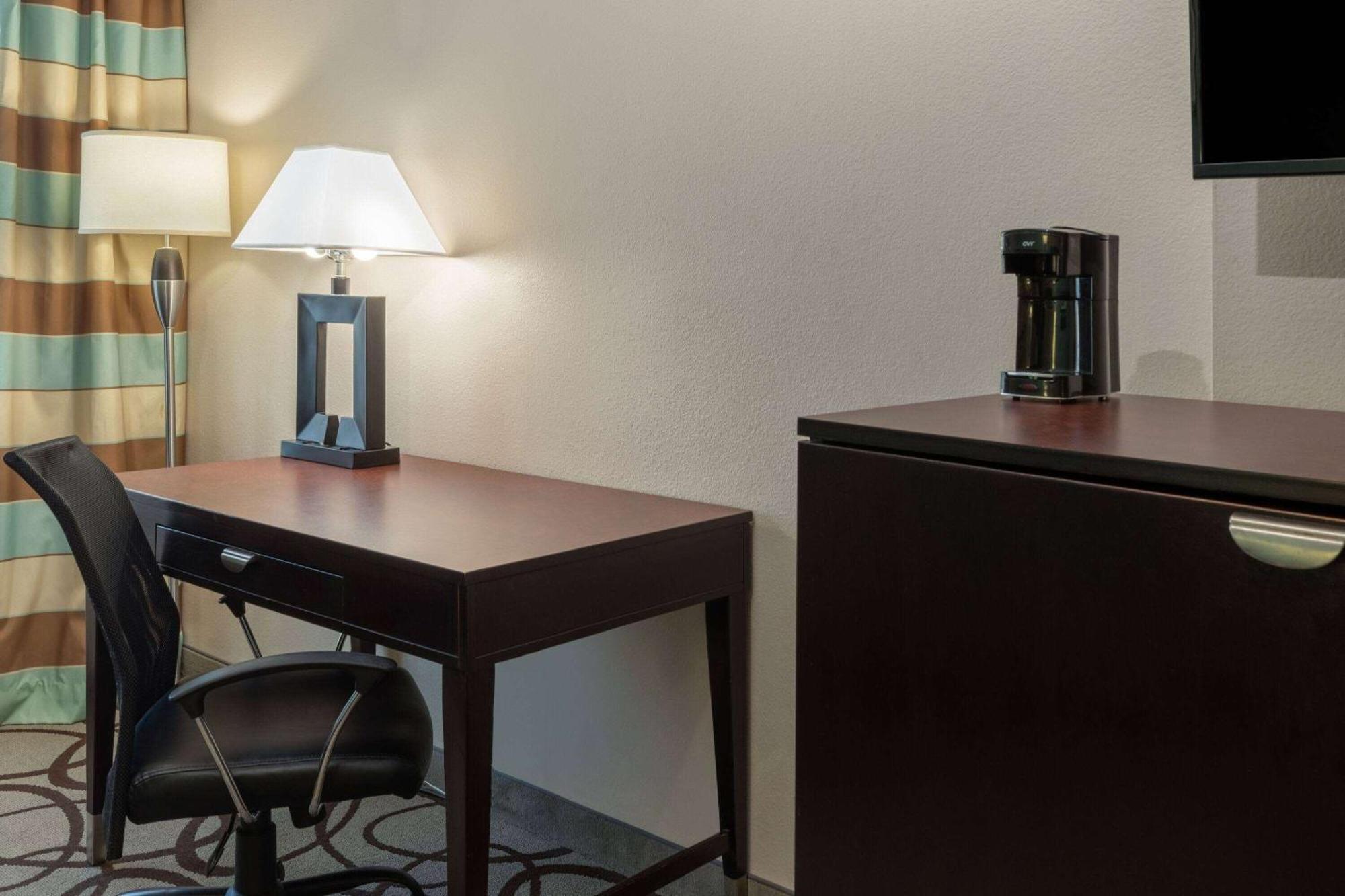 La Quinta By Wyndham Fort Worth - Lake Worth Εξωτερικό φωτογραφία